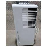Perfect Aire Portable Dehumidifier Powers On w/ Bucket, Cord, & Manual