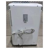 Perfect Aire Portable Dehumidifier Powers On w/ Bucket, Cord, & Manual