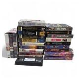Lot of VHS Tapes Disney Aladdin Beauty and the Beast Pretty Woman Speed Home Alone 2