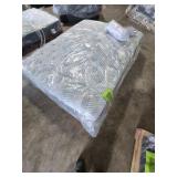 Bundle* Beautyrest PressureSmart Mattress - Plush - Queen - $1599.99 MSRP + Pillow and Mattress Protector