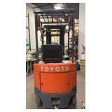 Toyota 5 Series Electric Forklift Model 5FBCU15 with New Stryten M-Series 3000 T300 Battery EXCELLENT CONDITION!