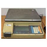 Digital weighing scale