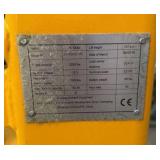 Straddle stacker H-5440 Uline