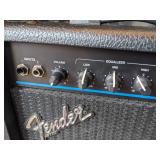 EXCELLENT VINTAGE FENDER BXR 25 AMPLIFIER