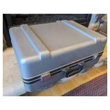 SONY LC-200CP HARD SHELL CASE WITH INDUSTRIAL LATCHES - GREAT CONDITION