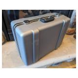 SONY LC-200CP HARD SHELL CASE WITH INDUSTRIAL LATCHES - GREAT CONDITION