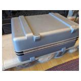 SONY LC-200CP HARD SHELL CASE WITH INDUSTRIAL LATCHES - GREAT CONDITION