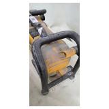 DEWALT DC011 Worksite Radio/Charger - 7.2-18V NiCd, 1 Hour Battery Pack