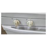 Whirlpool Gas Range - 4-Burner Self-Cleaning Oven With AccuBake System