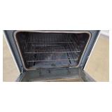 Whirlpool Gas Range - 4-Burner Self-Cleaning Oven With AccuBake System