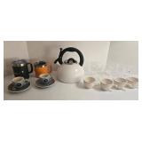 KitchenAid Whistling Kettle with Assorted Mugs, 6 Glass Mugs, 4 Ceramic Cups & 2 Travel Mugs
