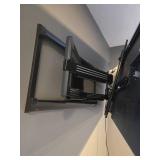 LG 55-Inch 4K OLED TV & Wall Mount Bracket - Works