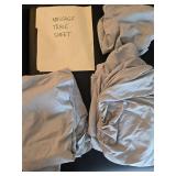 Master Montclair Pro 31 in Massage Table - Includes Heating Pad & Sheets