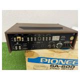 Pioneer SA-600 Stereo Amplifier