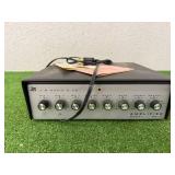 J W Davis & Co Model 80-C Amplifier