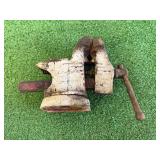 Bench Vise, Padlocks & Keychains