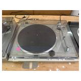 Turntables - Fischer, Technics & DC Servo