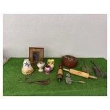 Dakota & Hull Potter, & Collectibles