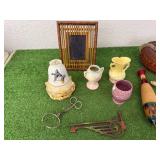 Dakota & Hull Potter, & Collectibles