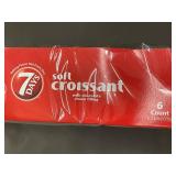 UT 3 - 7 Days Soft Croissant with Chocolate Cream Filling - 6-Count Box