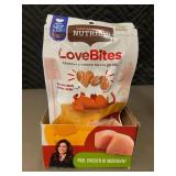 CT 5 - Rachael Ray Nutrish LoveBites Cat Treats - Crunchy Shell, Tender Center - Real Chicken (Lot of 6)