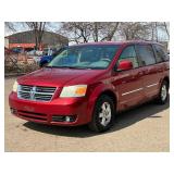 2008 DODGE GRAND CARAVAN SXT *2 Owner | No Accidents Reported* (NO RESERVE)