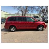 2008 DODGE GRAND CARAVAN SXT *2 Owner | No Accidents Reported* (NO RESERVE)