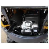 CFG QK20R Excavator w/Hydraulic Bucket Thumb