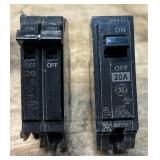 GE Circuit Breakers 20A amp 1 and 2-Pole Unit lot of 11