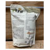 Intune bird feed lot of 2