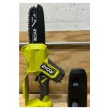 RYOBI ONE+ 18V 6 in. Cordless Battery Compact Pruning Mini Chainsaw PCLCWO1 Tool Onlyread description