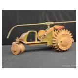 VINTAGE NATIONAL WALKING LAWN SPRINKLER AND WHEELS