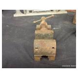 VINTAGE/ANTIQUE PLANER, 2 LEVELS, AND 2 VICES