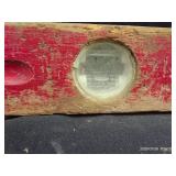 VINTAGE/ANTIQUE PLANER, 2 LEVELS, AND 2 VICES