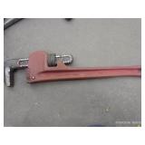 6 VINTAGE PIPE WRENCHS