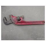 6 VINTAGE PIPE WRENCHS