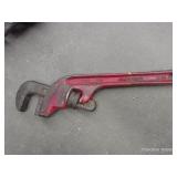 6 VINTAGE PIPE WRENCHS