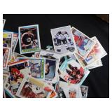 LOT OF HOCKEY TRADING CARDS