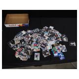 LOT OF BASEBALL TRADING CARDS