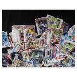LOT OF FOOTBALL TRADING CARDS
