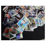 LARGE LOT OF BASEBALL TRADING CARDS