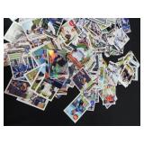 LARGE LOT OF BASEBALL TRADING CARDS