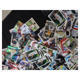 SIZEABLE LOT OF BASEBALL TRADING CARDS