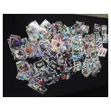 SIZEABLE LOT OF BASEBALL TRADING CARDS