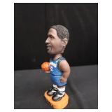 ASSORTMENT OF COLLECTIBLE SPORTS ITEMS