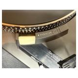 Panasonic Technics SL-1900 Direct Drive Automatic Turntable System