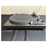 Panasonic Technics SL-1900 Direct Drive Automatic Turntable System