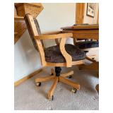 Oak Octagonal Game/Poker Table with Green Felt & 4 Upholstered Chairs Set