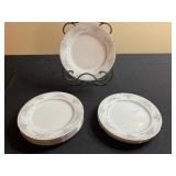 Noritake Legendary 8-Piece 8" Floral Border Plates - Sweet Leilani Porcelain