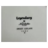 Noritake Legendary Sweet Leilani 7" Plates 8 pcs and Matching Gravy